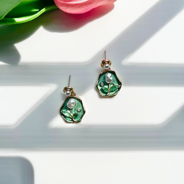 Pearl Petal Studs ( Green )
