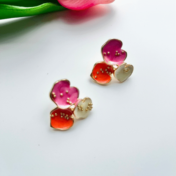 Shape of Subtle Earrings